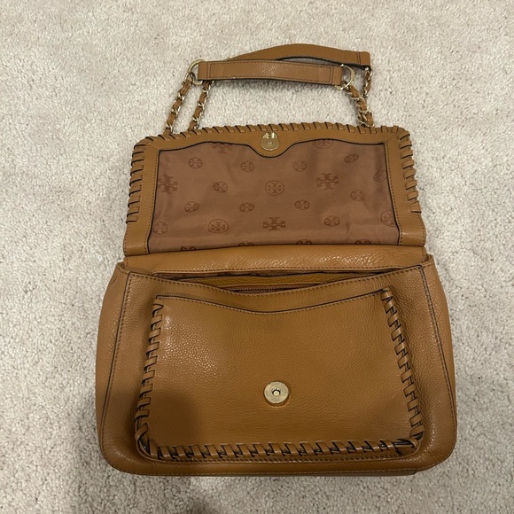 Tory Burch Marion Saddle Bag - Picture 2 of 6